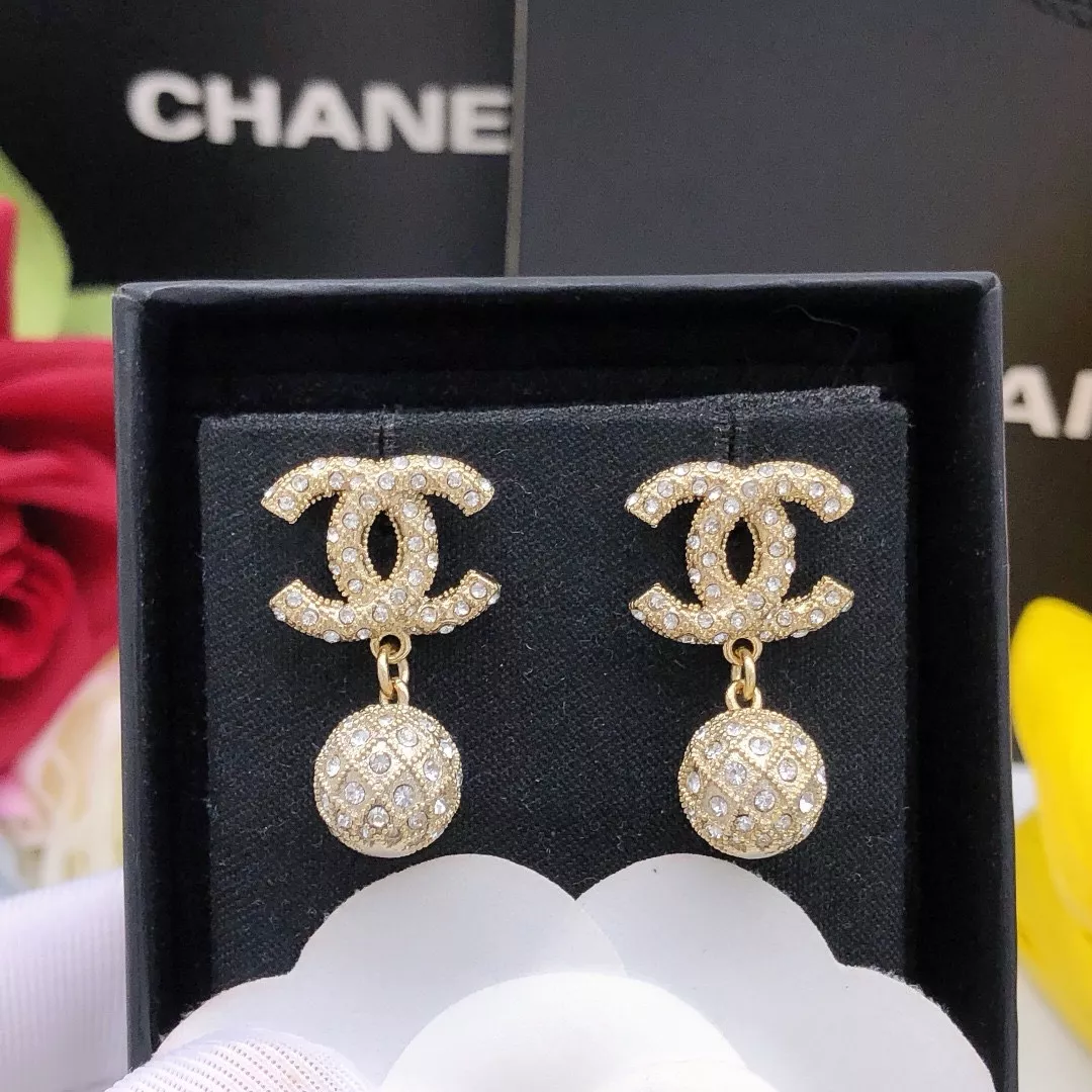 Chanel Earrings For Women Breathable 2214
