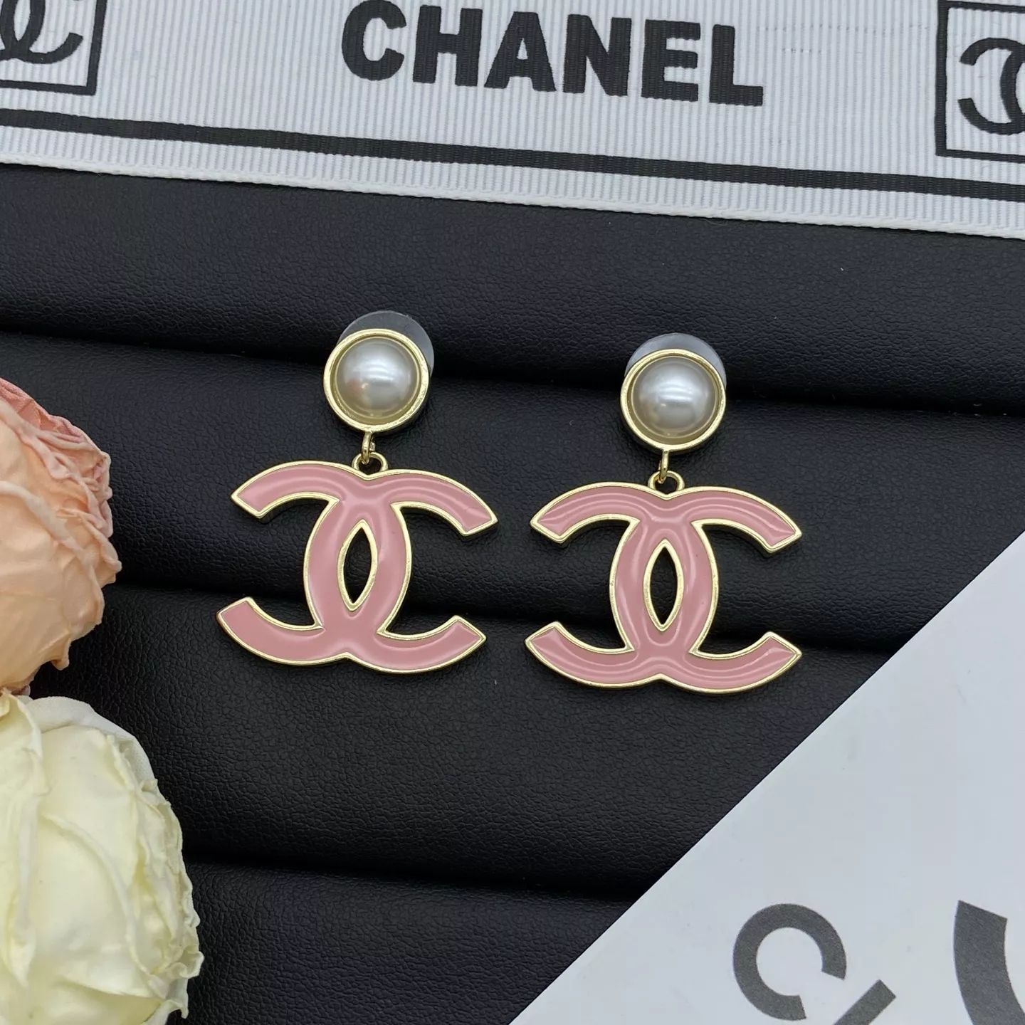 Chanel Earrings For Women Breathable 7724