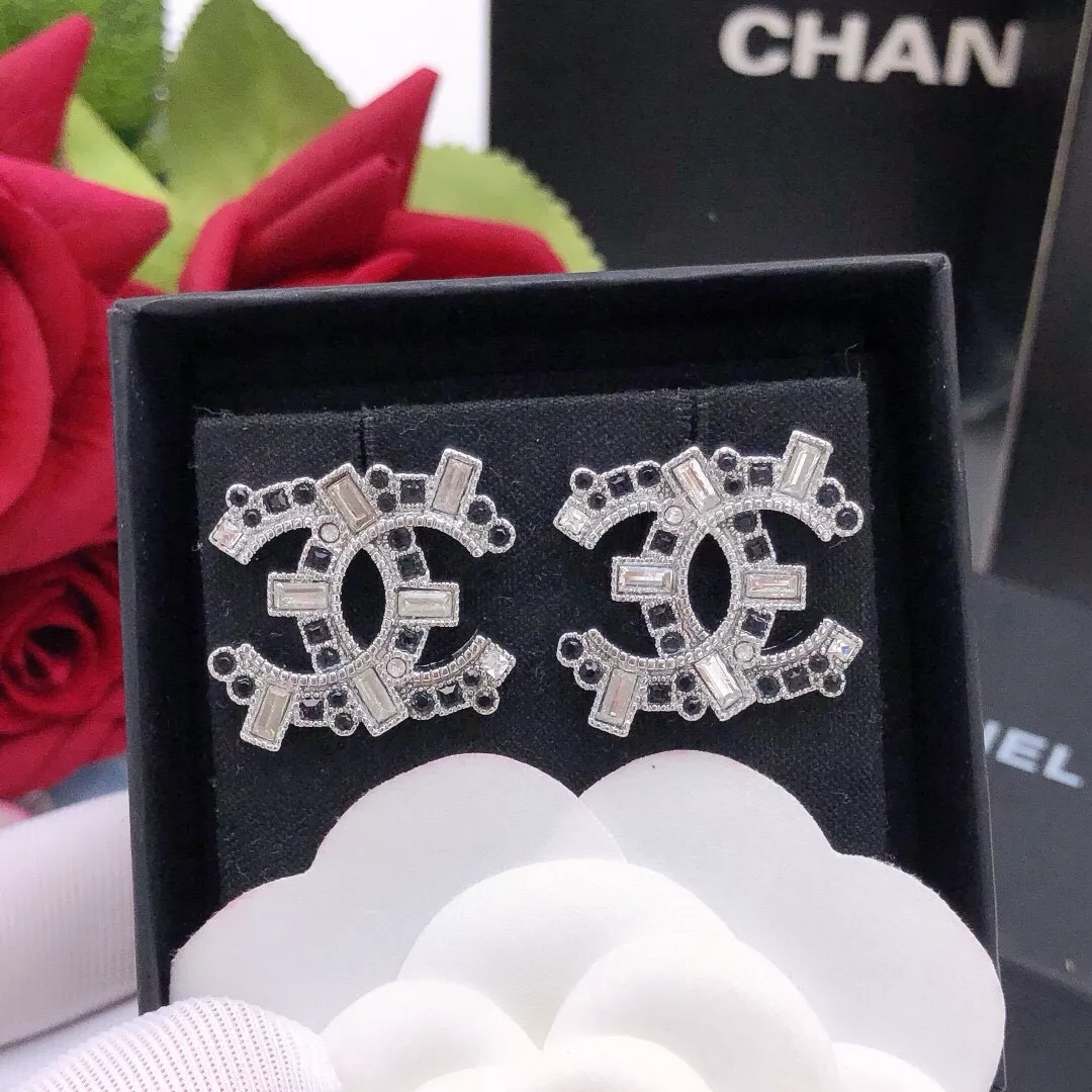 Chanel Earrings For Women Bright 9242