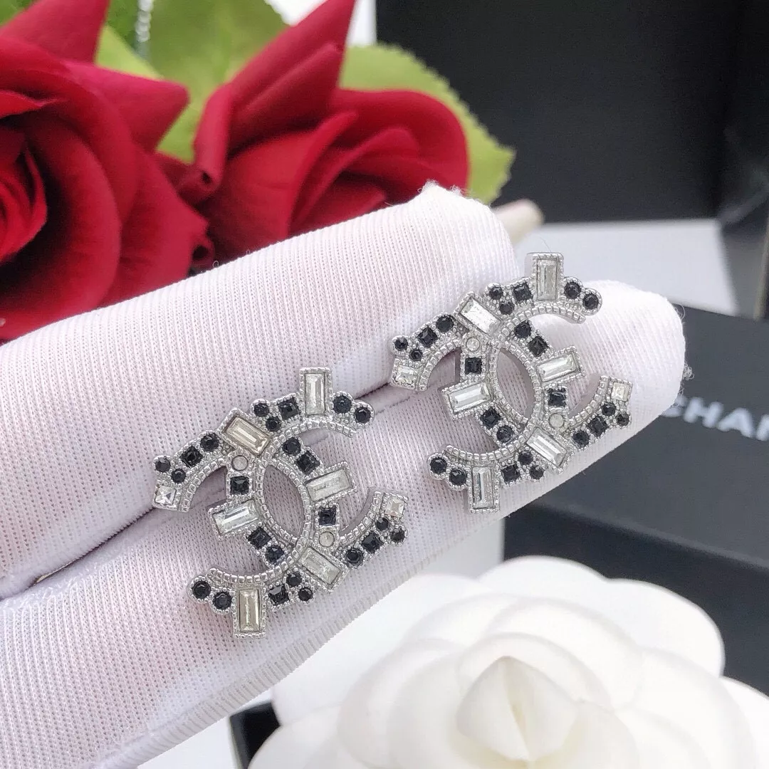 Chanel Earrings For Women Bright 9242