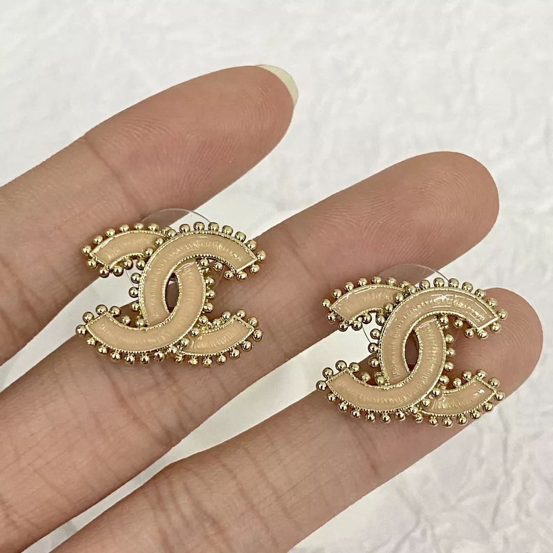 Chanel Earrings For Women Compact 2239