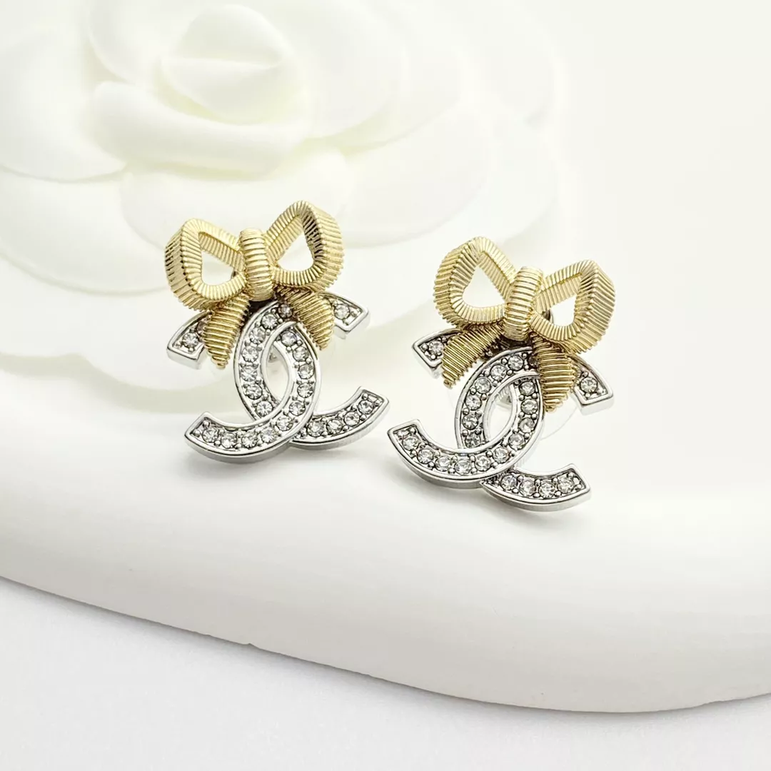Chanel Earrings For Women Compact 7876