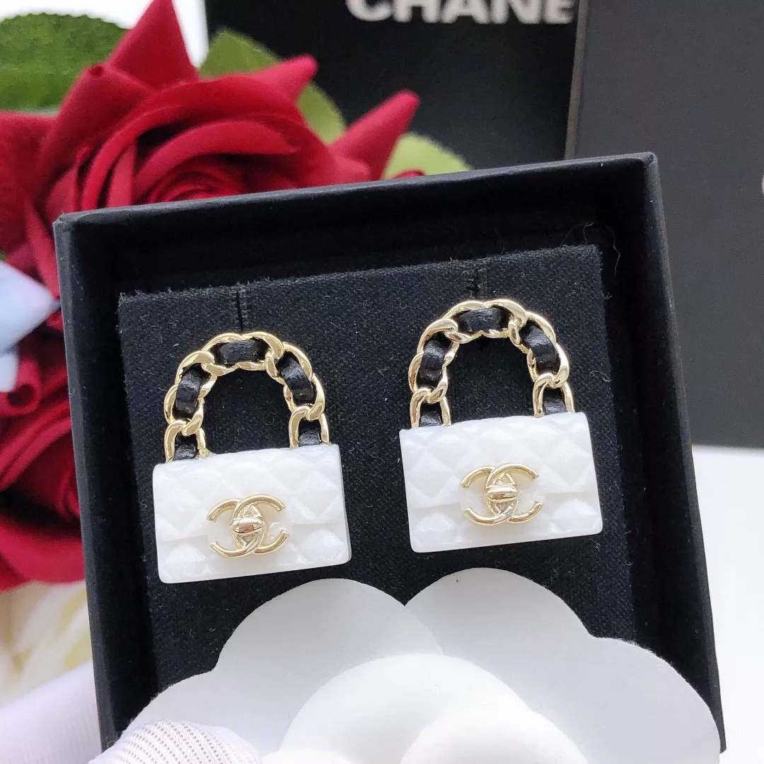 Chanel Earrings For Women EasyMatch 6280
