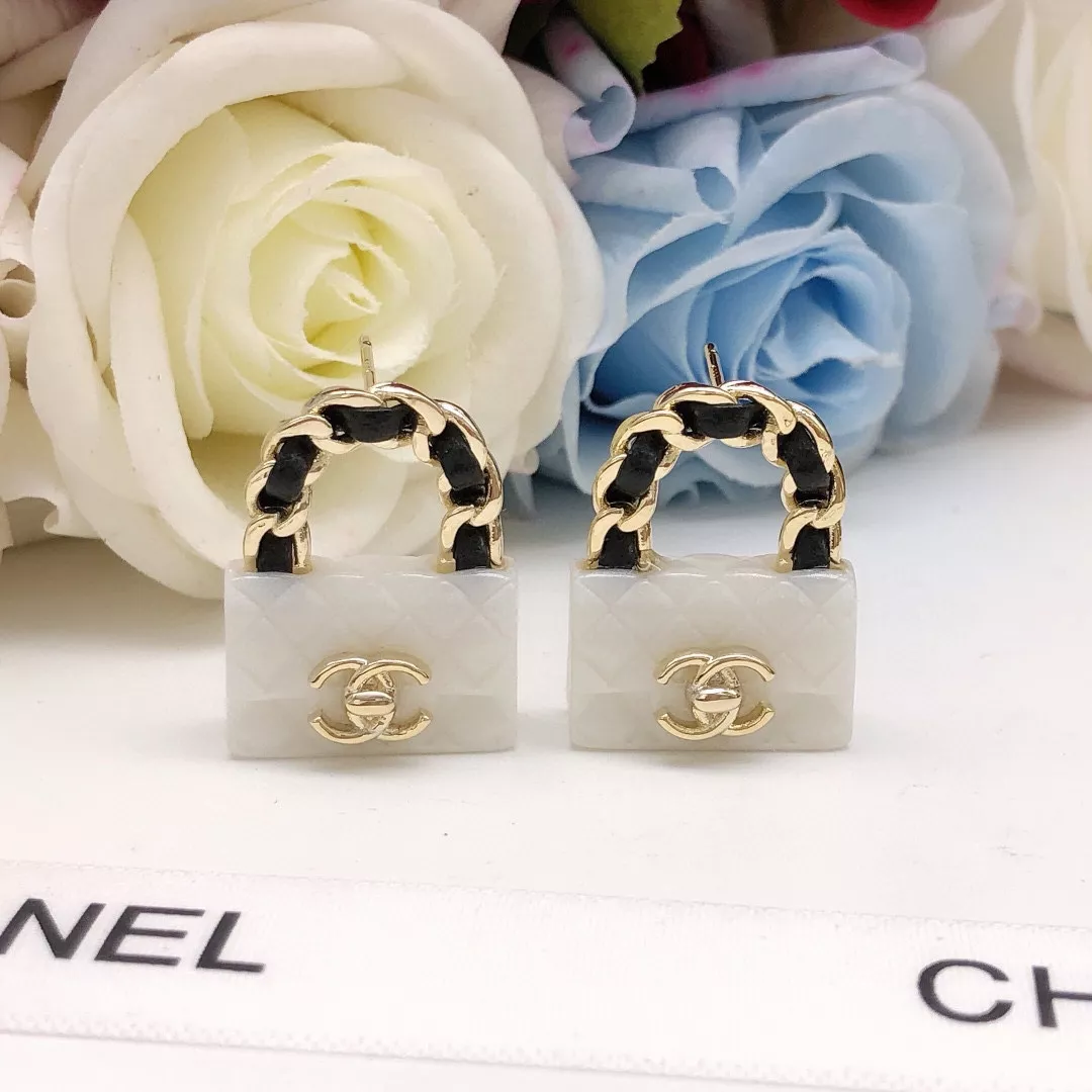 Chanel Earrings For Women EasyMatch 6280