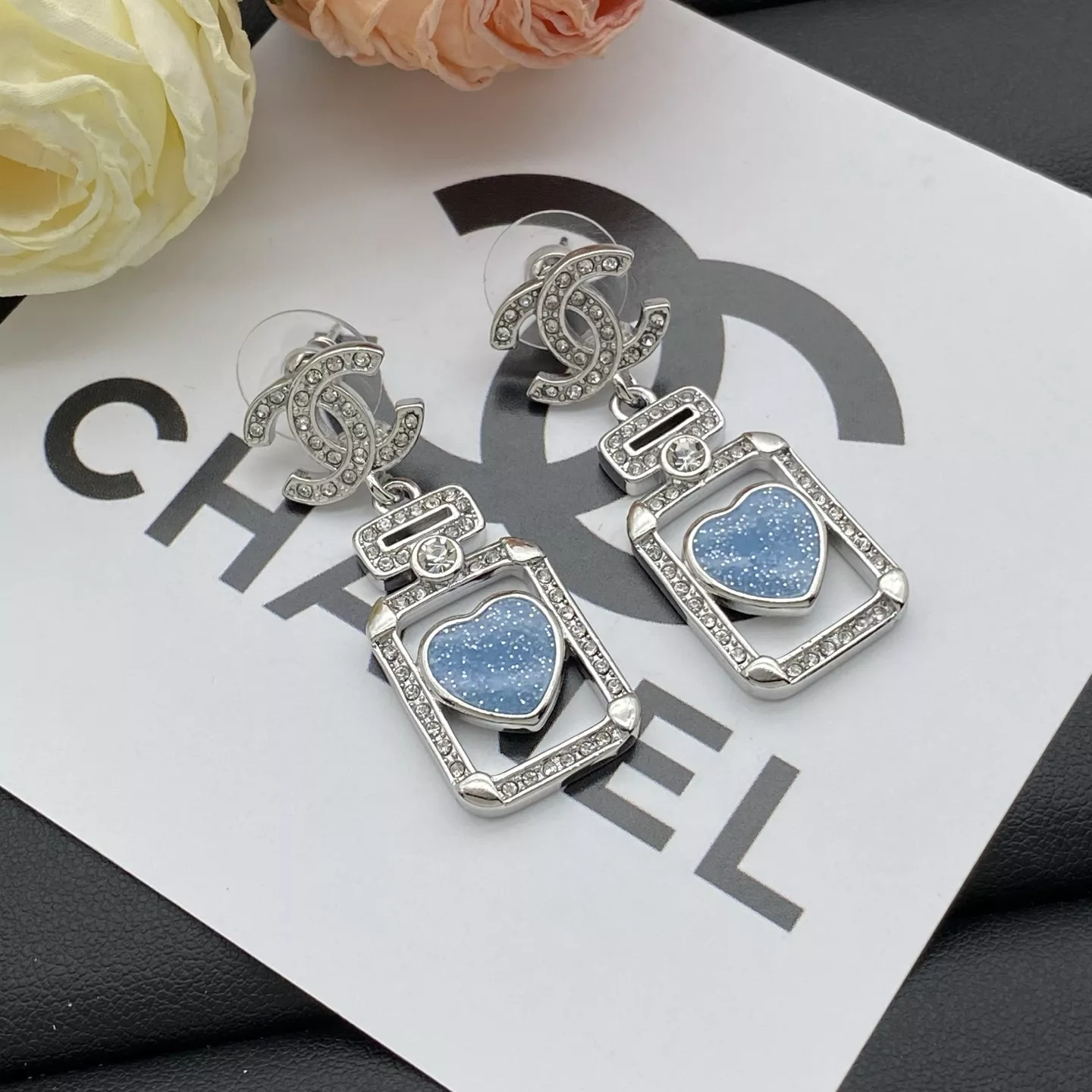 Chanel Earrings For Women EasyMatch 6698
