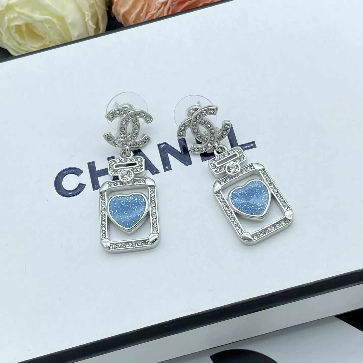 Chanel Earrings For Women EasyMatch 6698