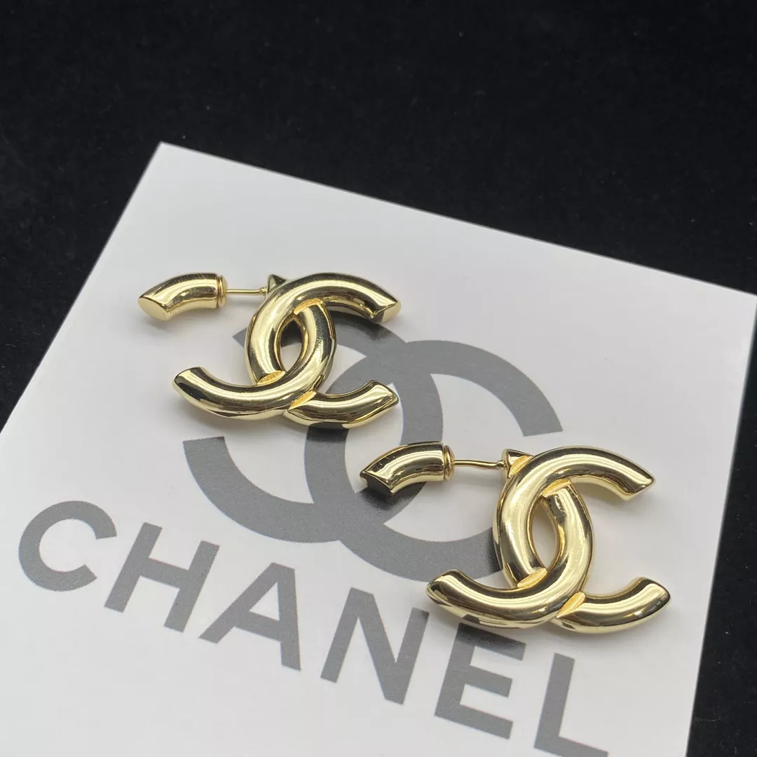 Chanel Earrings For Women EyeCatching 5125