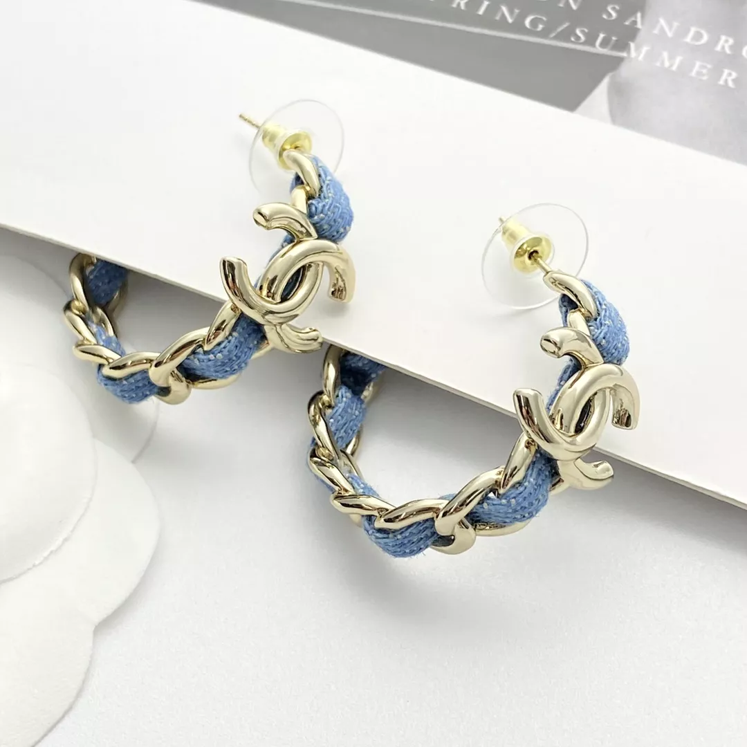 Chanel Earrings For Women EyeCatching 8517