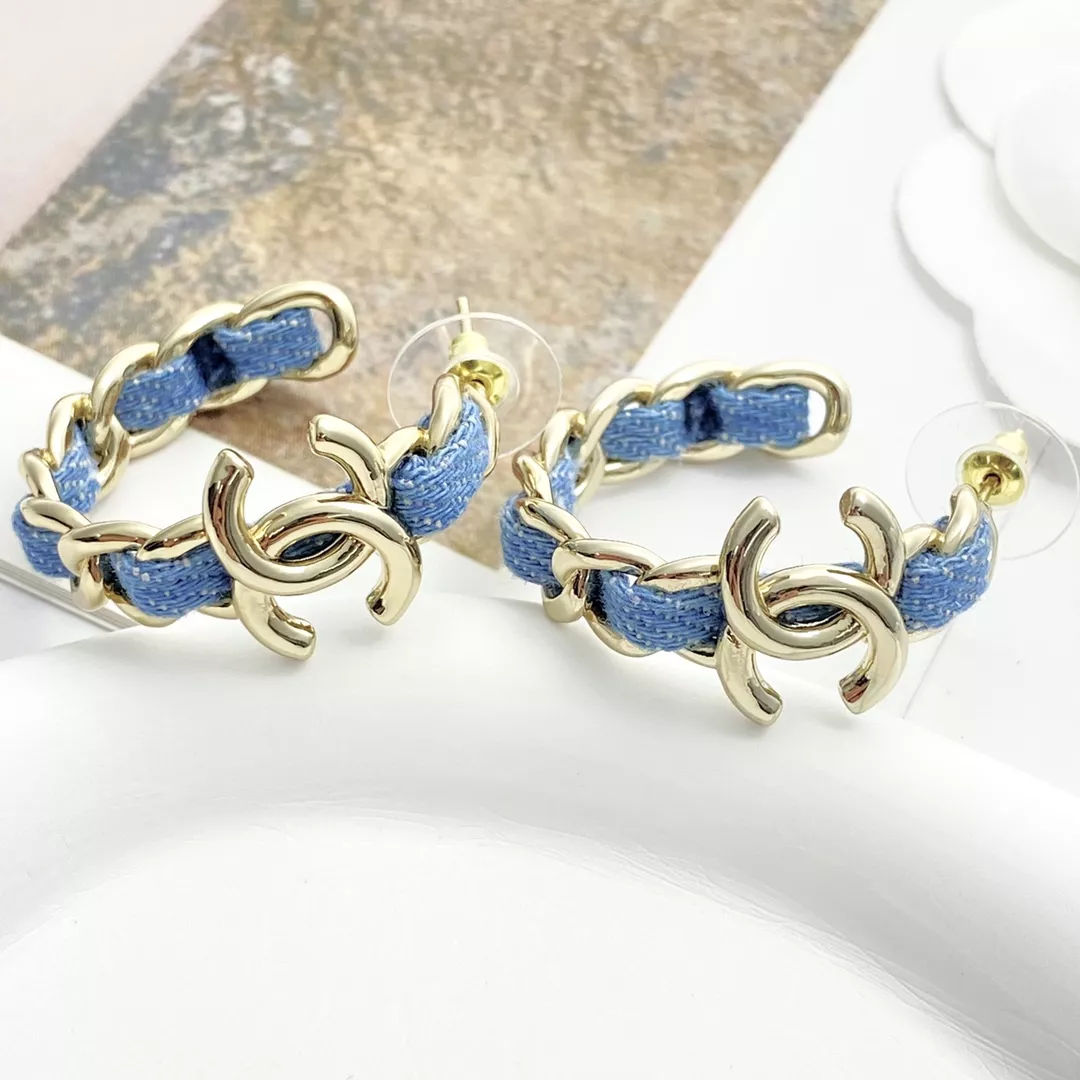 Chanel Earrings For Women EyeCatching 8517