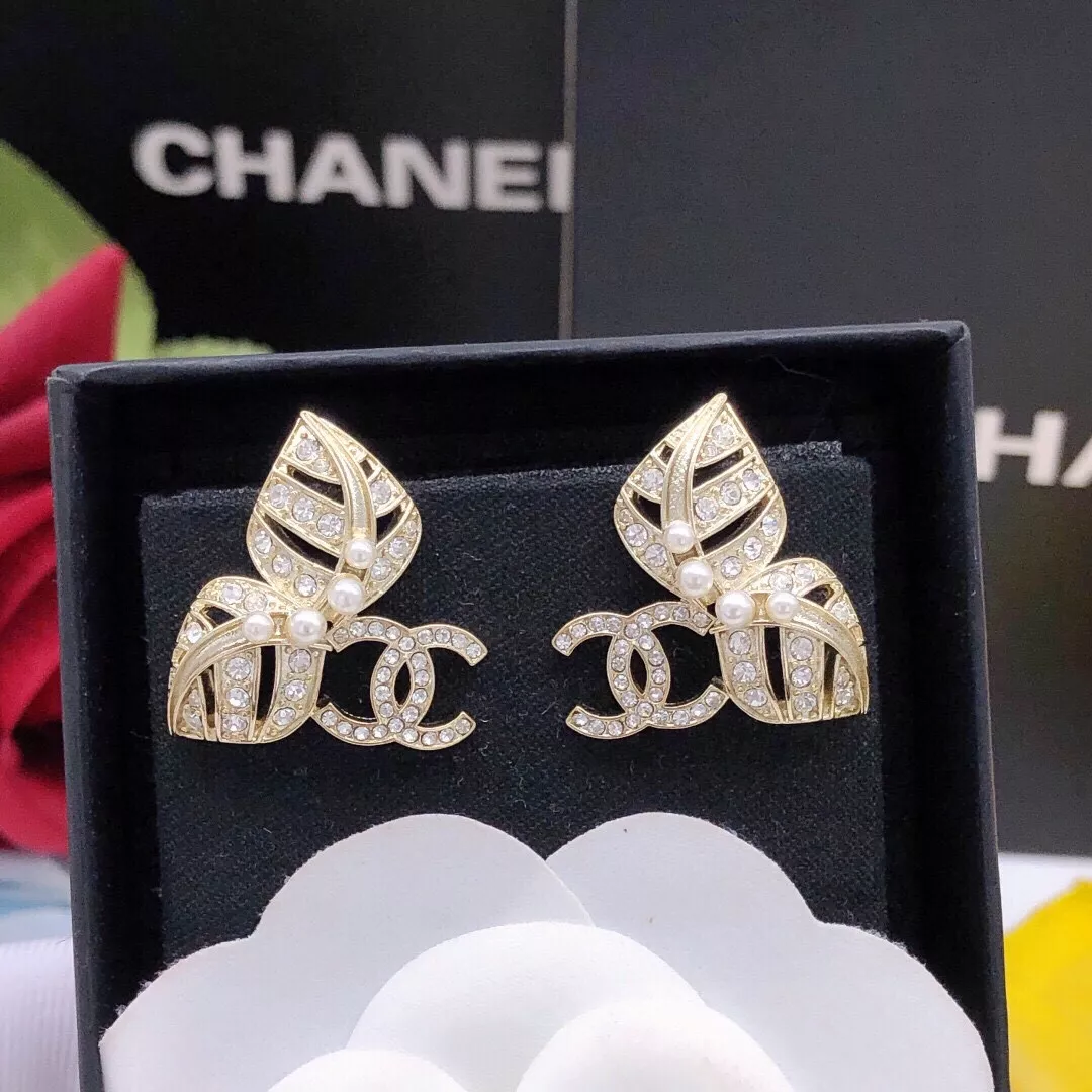 Chanel Earrings For Women EyeCatching 9673