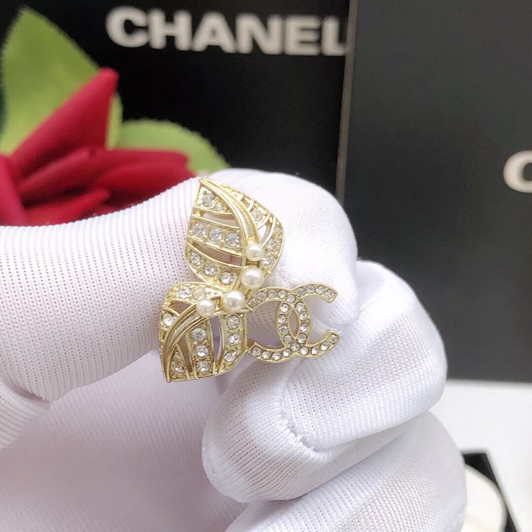 Chanel Earrings For Women EyeCatching 9673