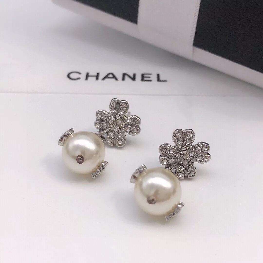 Chanel Earrings For Women Fashionable 3688