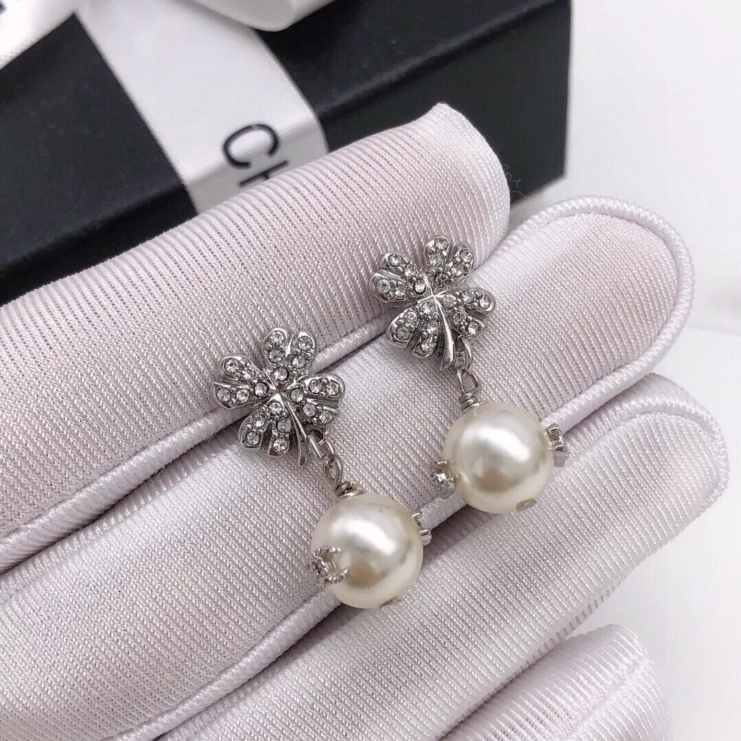 Chanel Earrings For Women Fashionable 3688