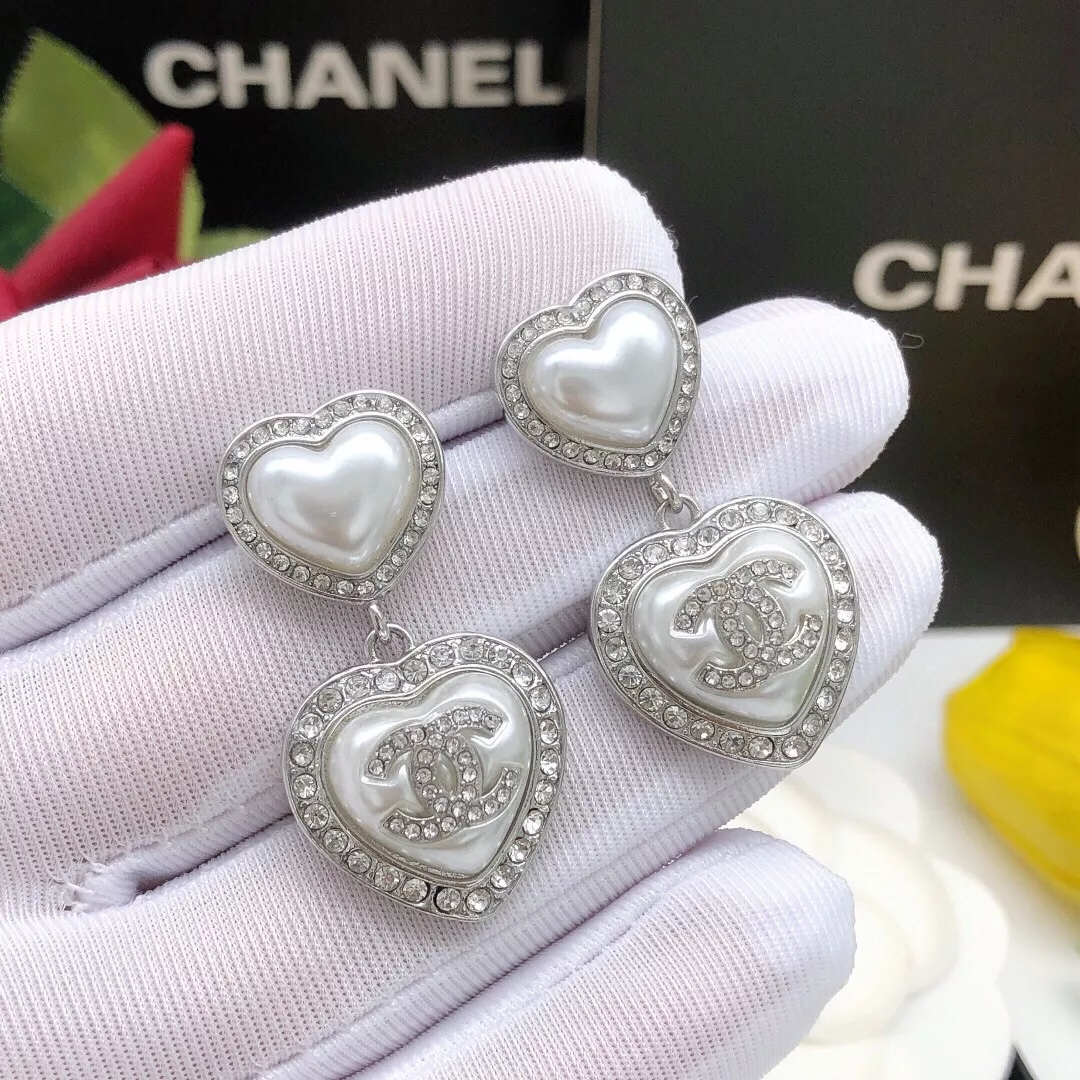 Chanel Earrings For Women Fashionable 896