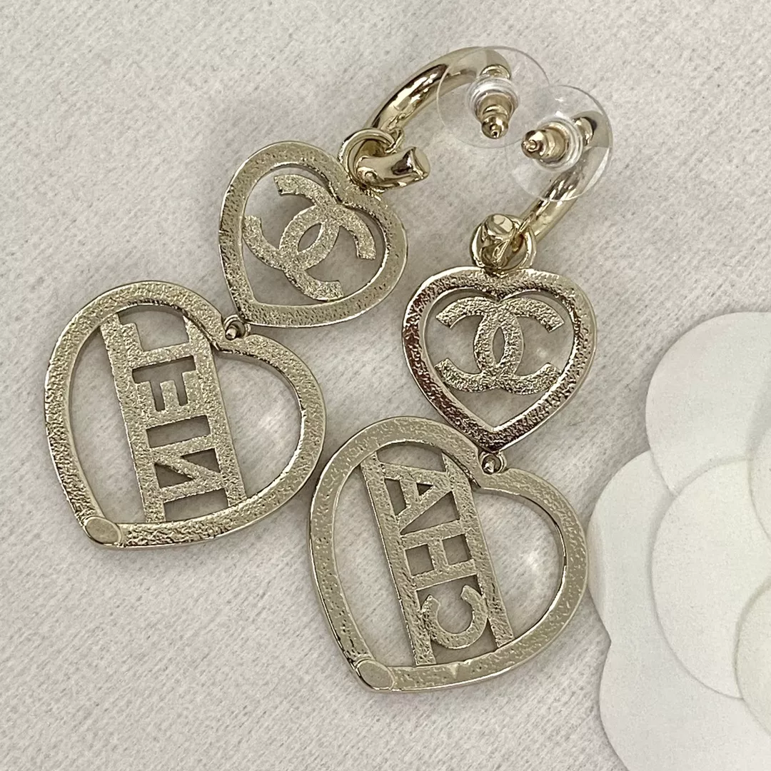 Chanel Earrings For Women Flexible 1610