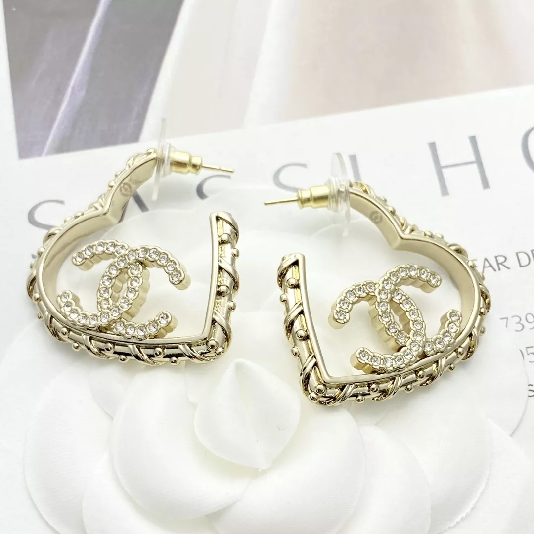 Chanel Earrings For Women Lightweight 6401