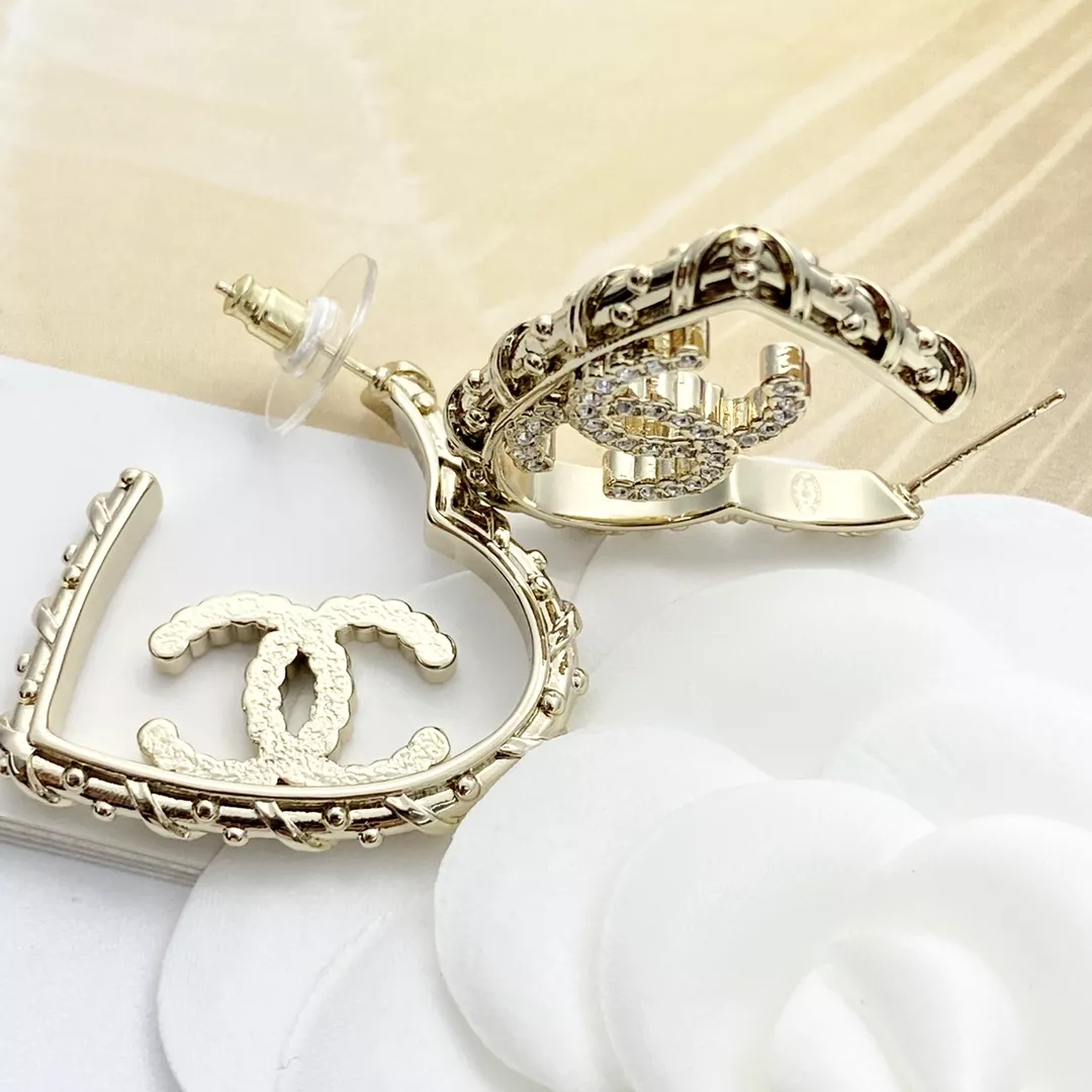 Chanel Earrings For Women Lightweight 6401