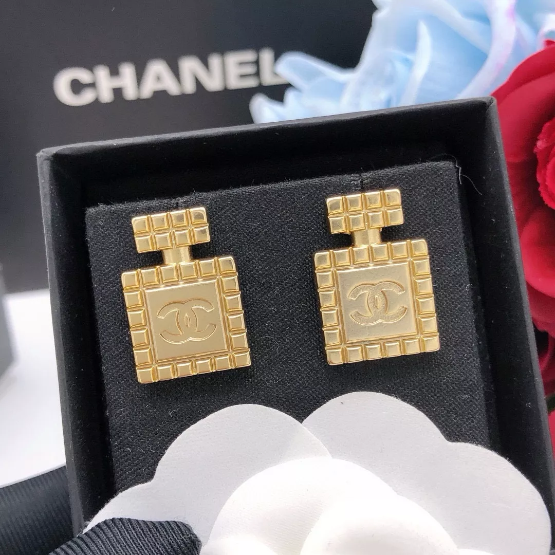 Chanel Earrings For Women Modern 7950