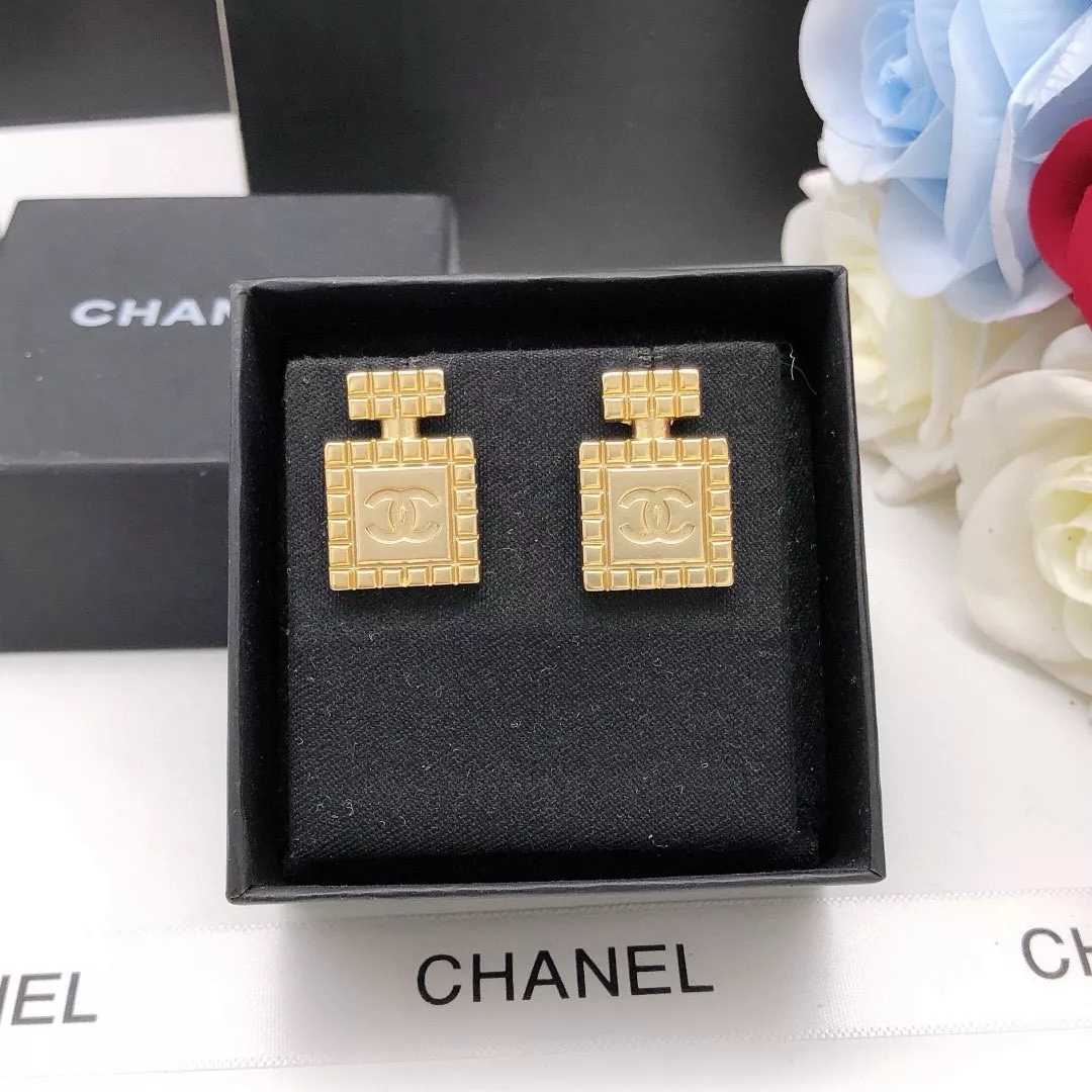 Chanel Earrings For Women Modern 7950