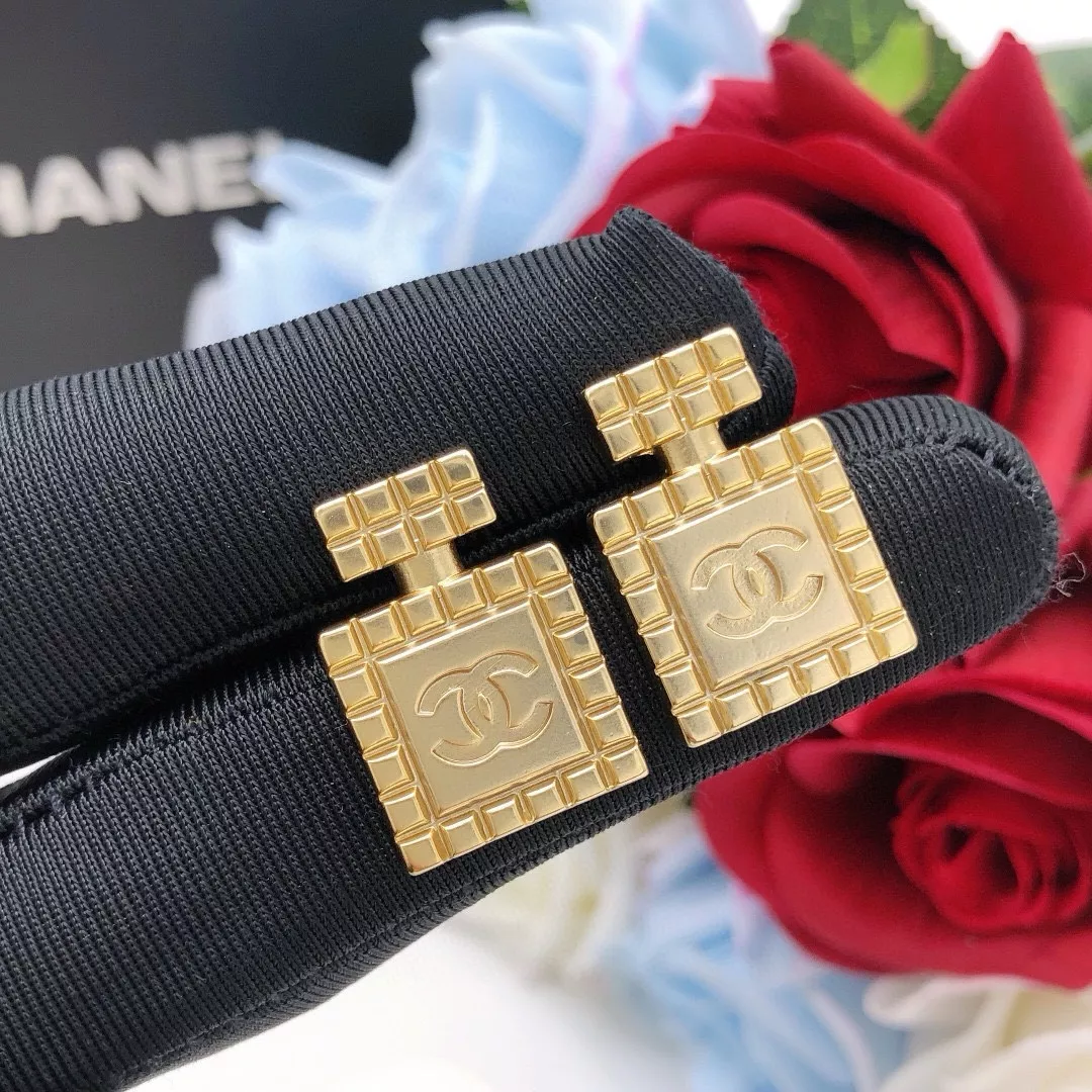 Chanel Earrings For Women Modern 7950