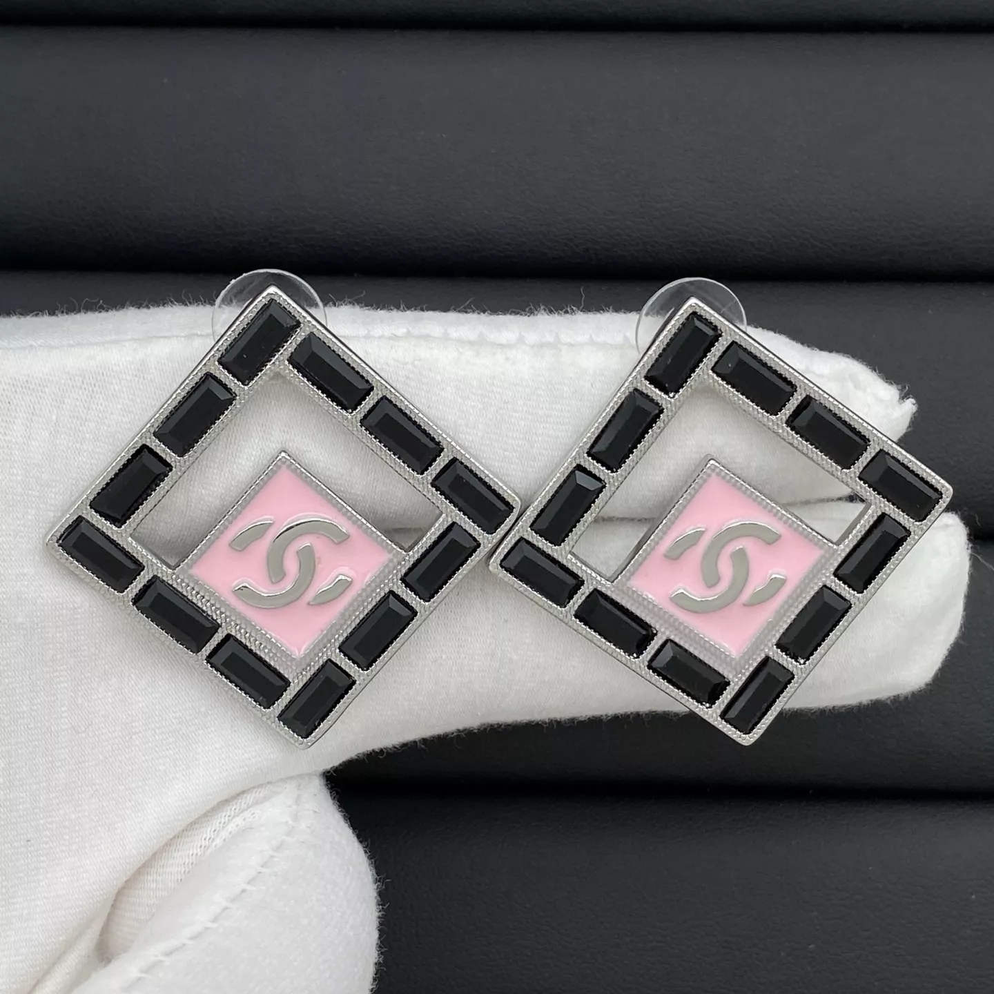 Chanel Earrings For Women ModernLook 3804