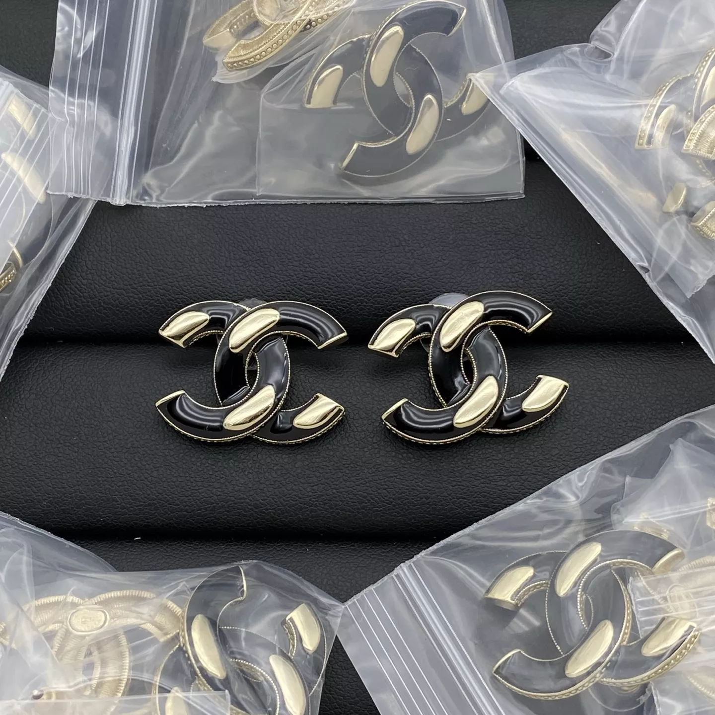 Chanel Earrings For Women Popular 8740
