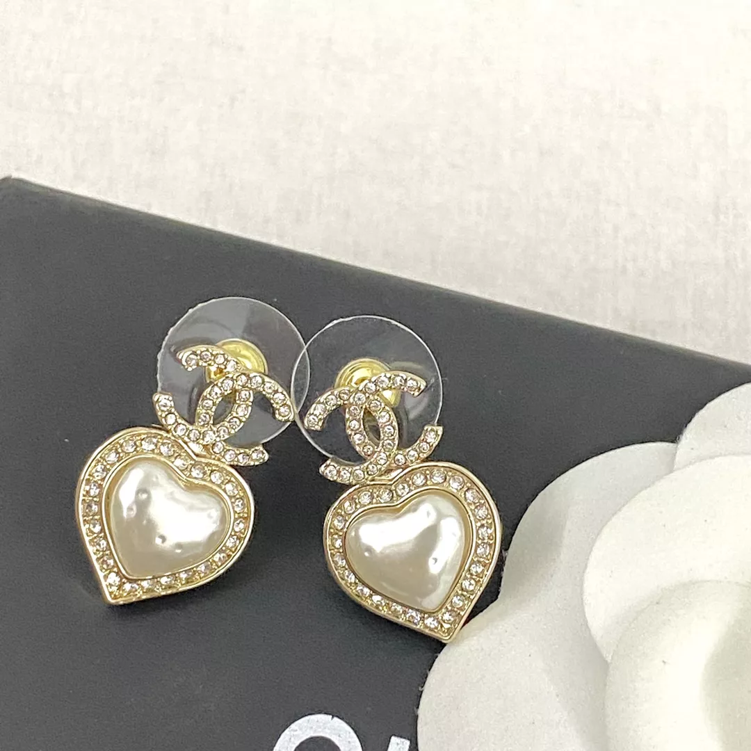Chanel Earrings For Women Practical 4659