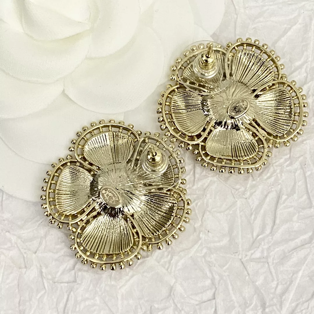Chanel Earrings For Women Soft 2490