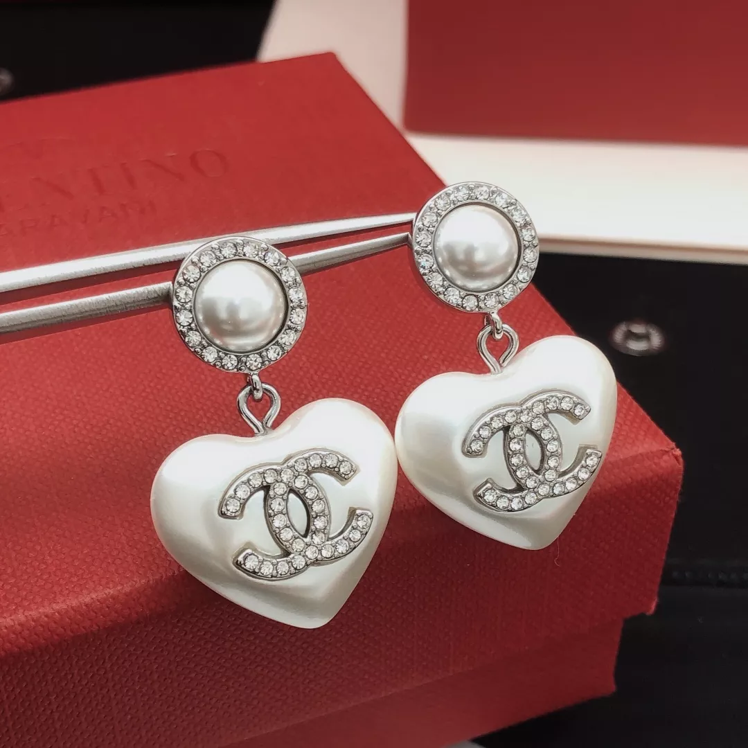 Chanel Earrings For Women Soft 4783