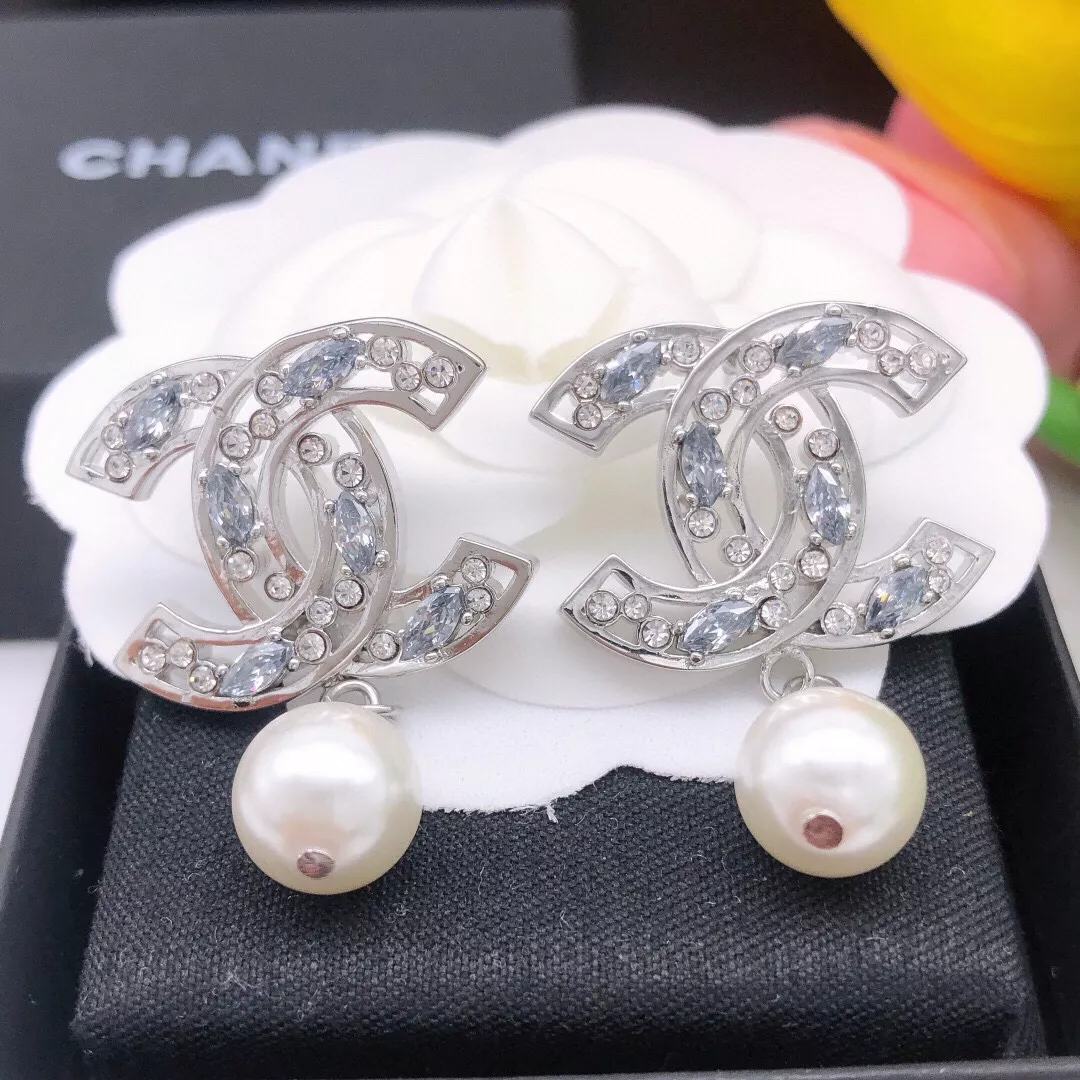 Chanel Earrings For Women Soft 7459