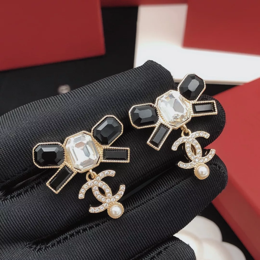 Chanel Earrings For Women Soft 9884