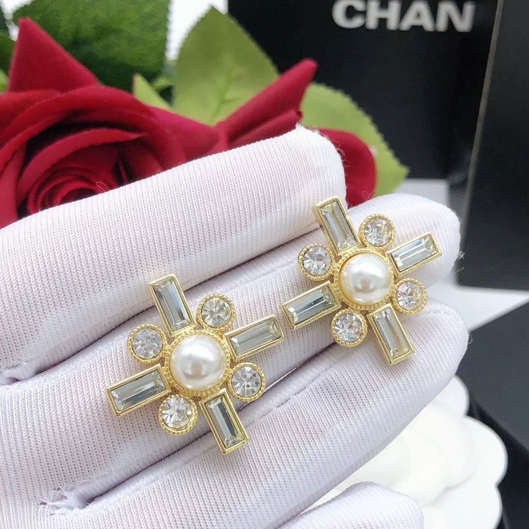 Chanel Earrings For Women Sophisticated 8988
