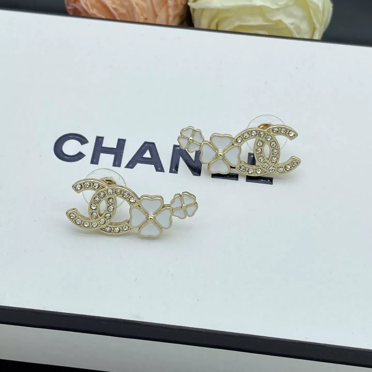 Chanel Earrings For Women Sophisticated 9600