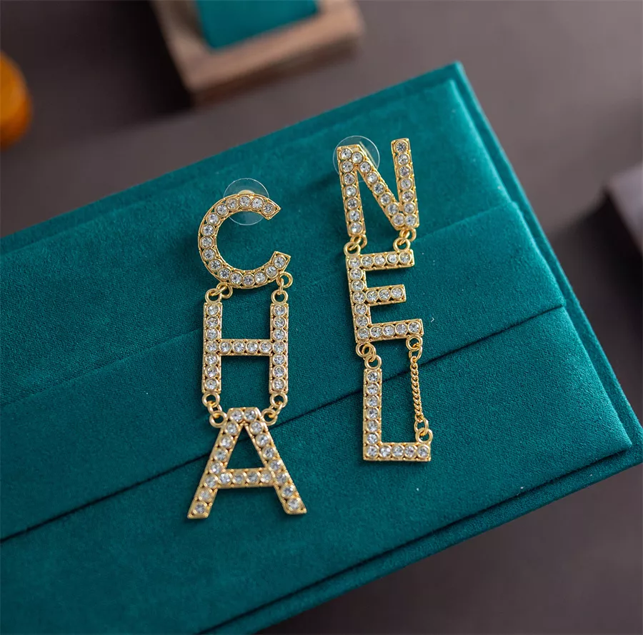 Chanel Earrings For Women StreetReady 3862