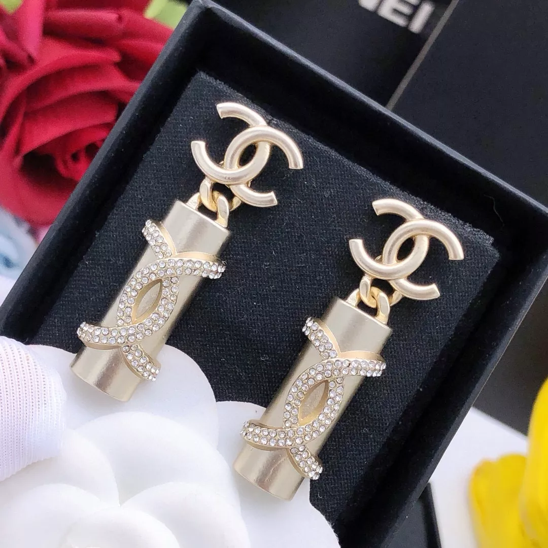 Chanel Earrings For Women Stylish 7484