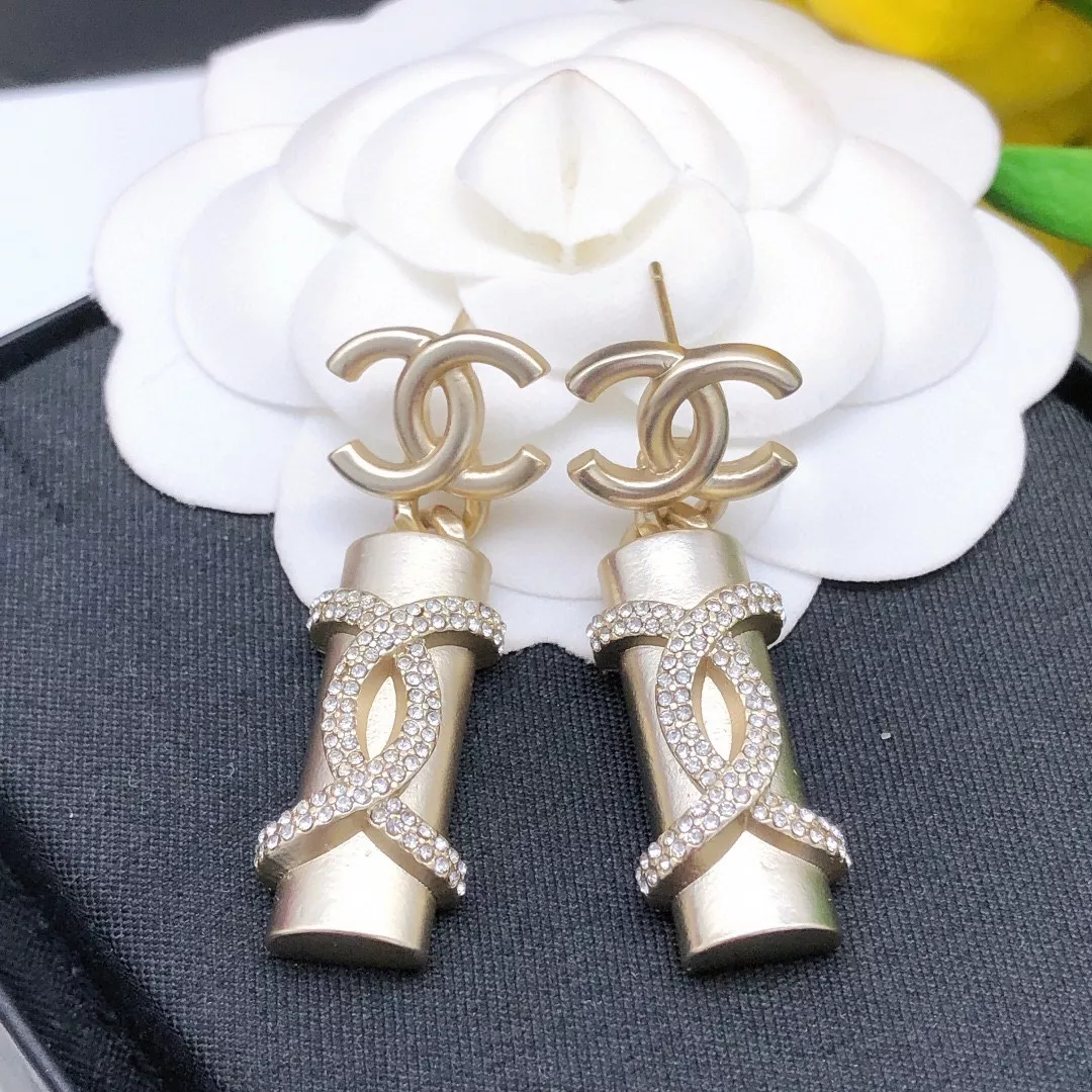 Chanel Earrings For Women Stylish 7484