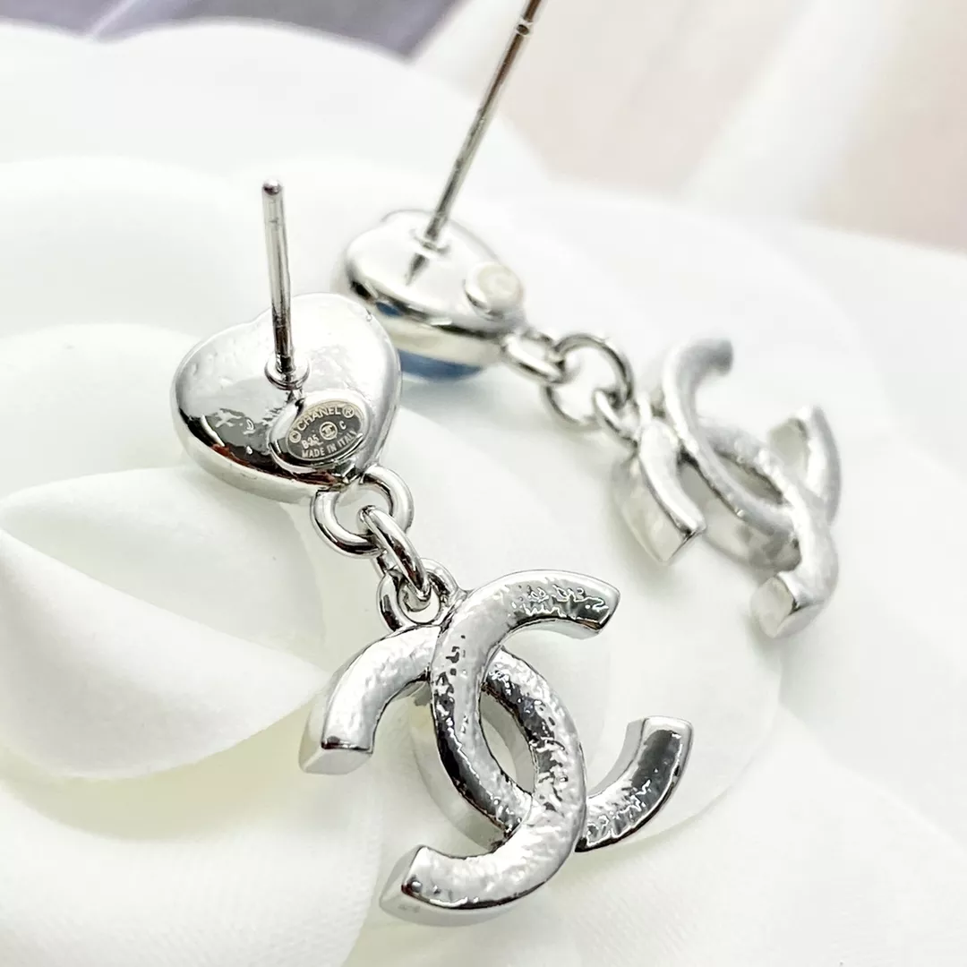 Chanel Earrings For Women Timeless 569