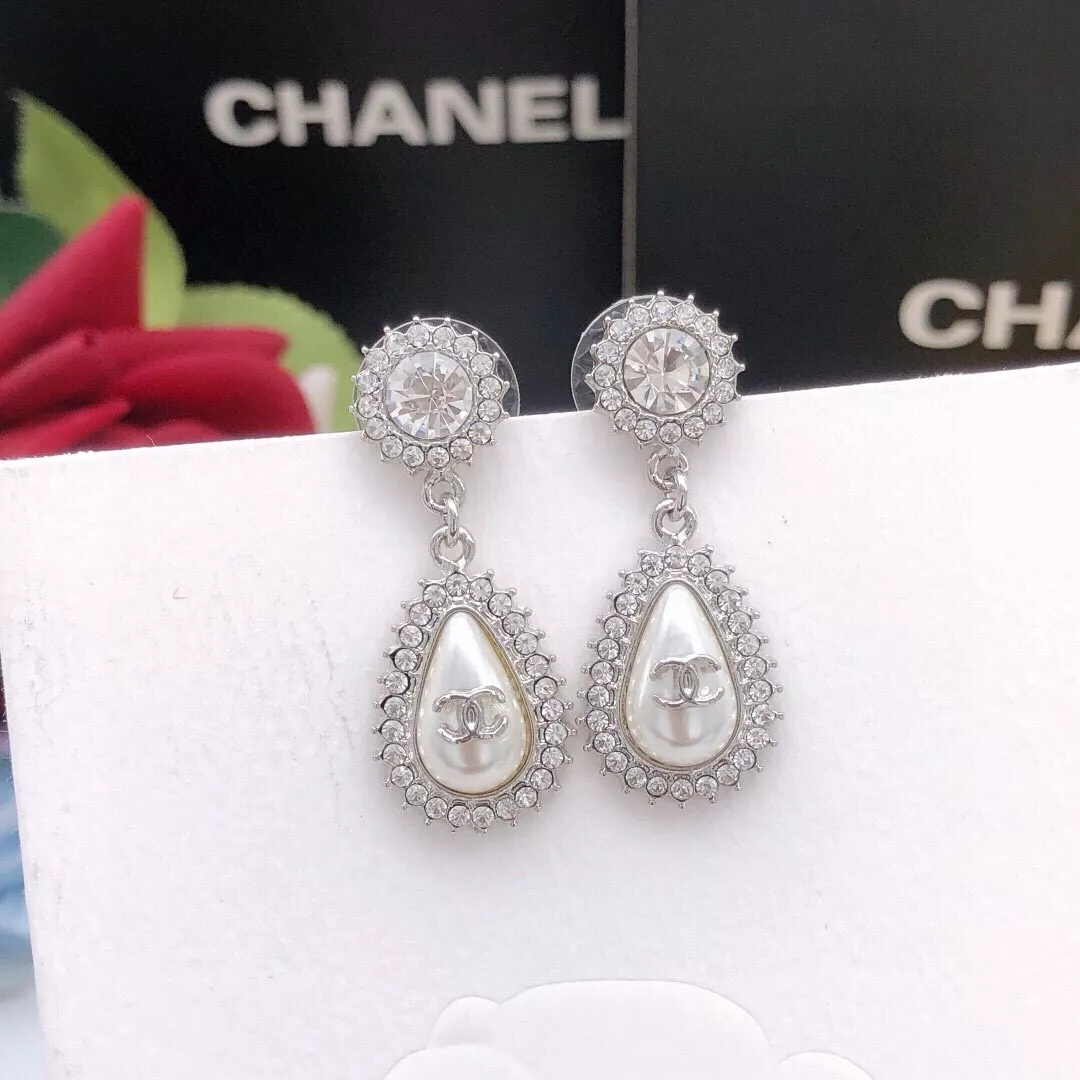 Chanel Earrings For Women Trendsetting 3029