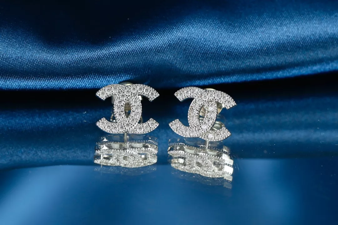 Chanel Earrings For Women Unique 3819