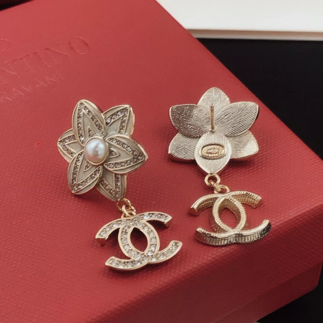Chanel Earrings For Women Vibrant 4942
