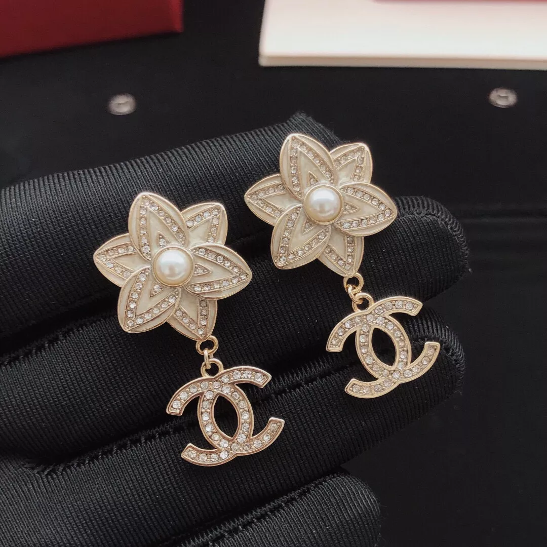 Chanel Earrings For Women Vibrant 4942