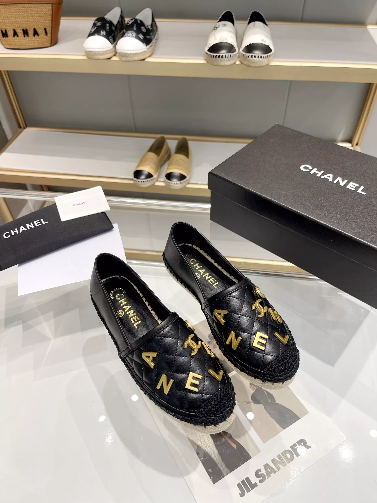 Chanel Flat Shoes For Women AllSeason 3697