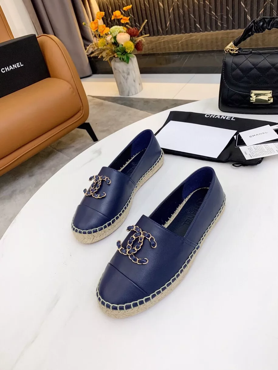 Chanel Flat Shoes For Women Breathable 2317