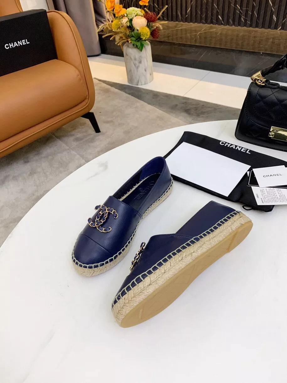 Chanel Flat Shoes For Women Breathable 2317