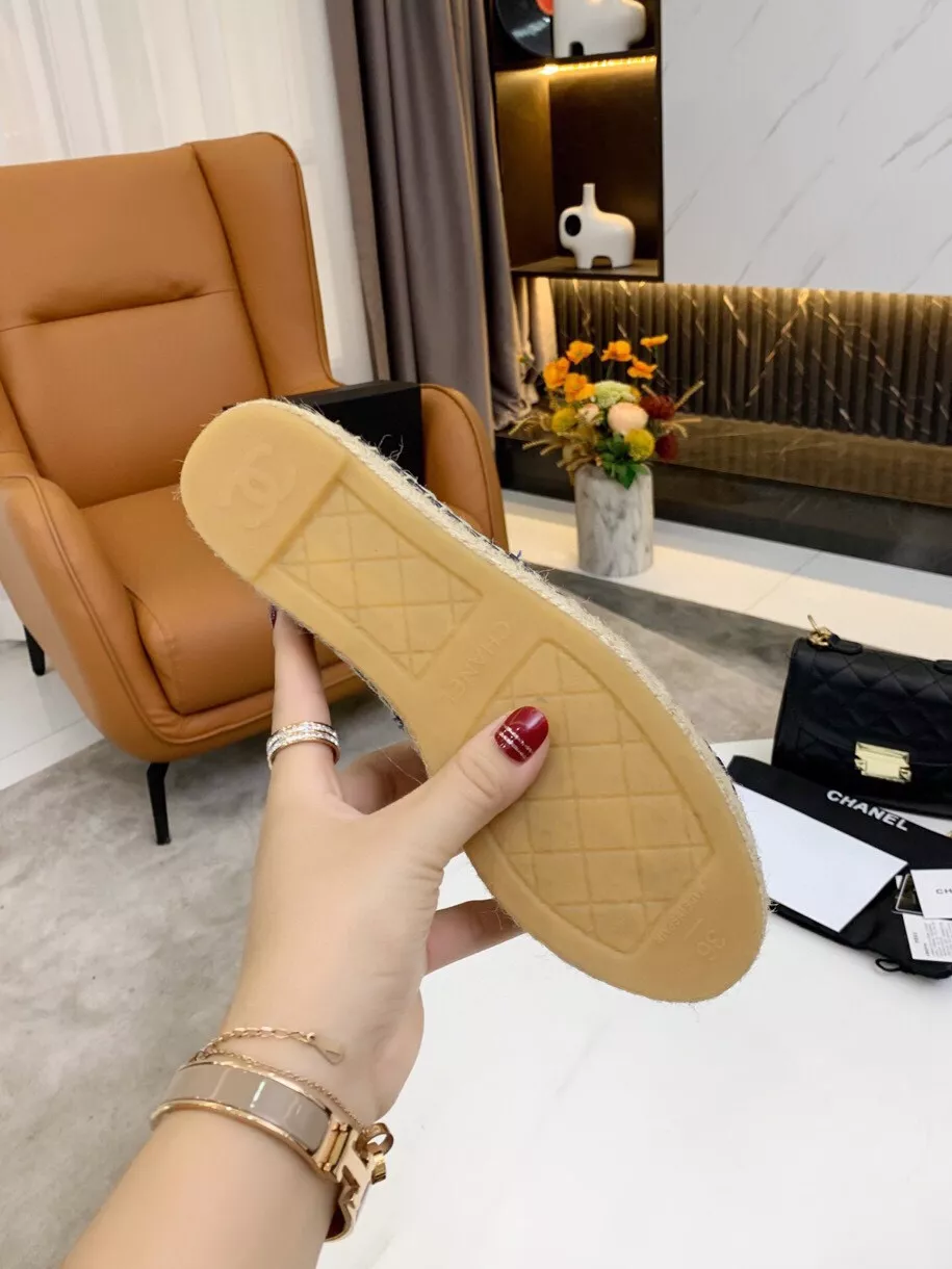 Chanel Flat Shoes For Women Breathable 2317