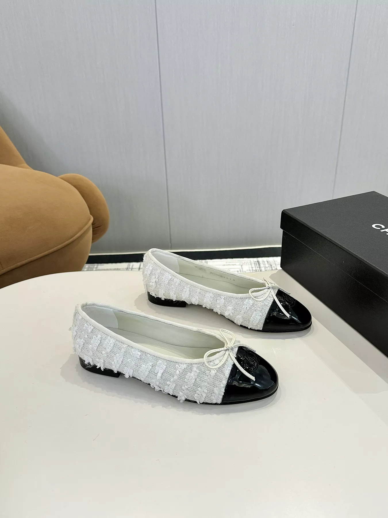 Chanel Flat Shoes For Women DailyWear 9413