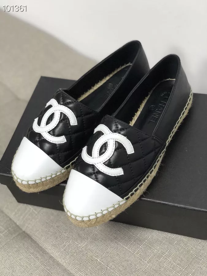 Chanel Flat Shoes For Women Durable 3643