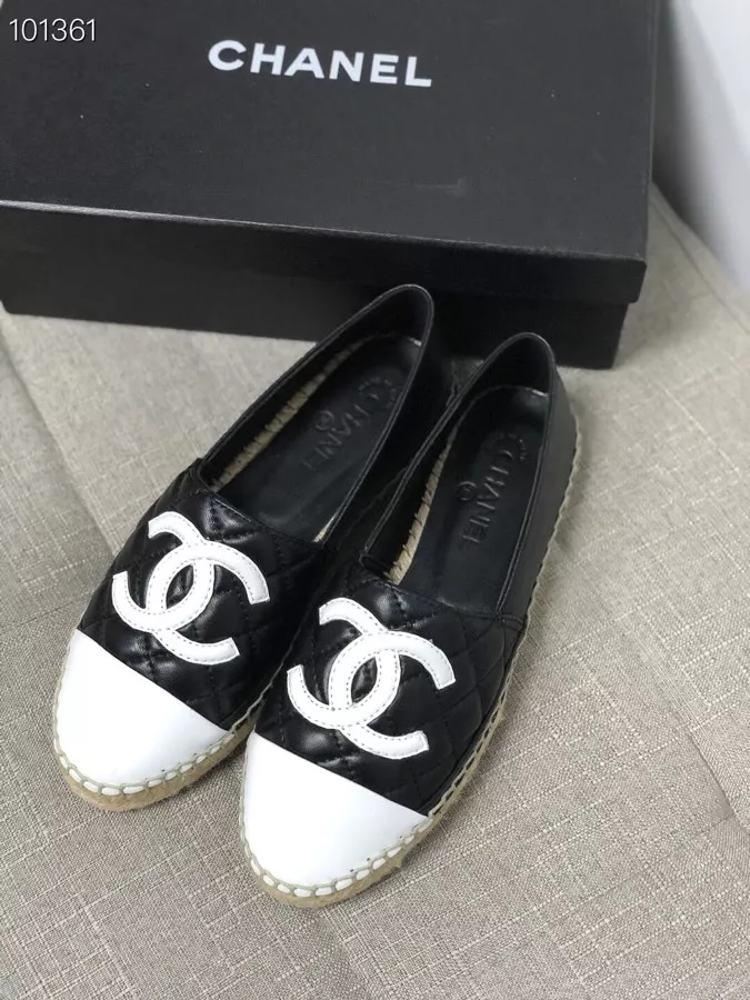 Chanel Flat Shoes For Women Durable 3643