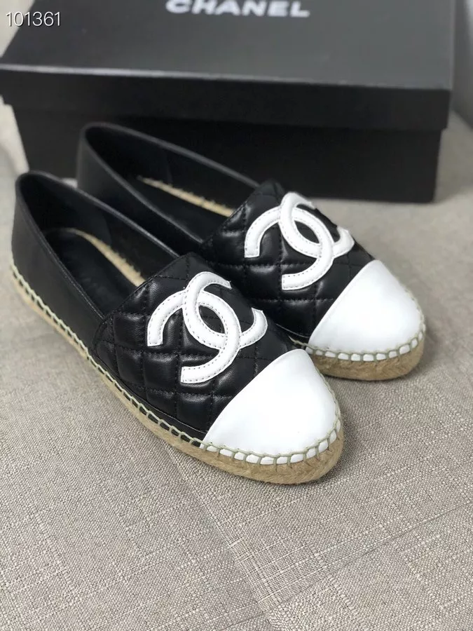 Chanel Flat Shoes For Women Durable 3643