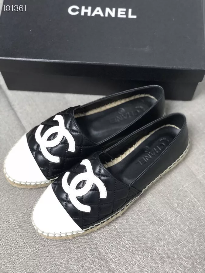 Chanel Flat Shoes For Women Durable 3643